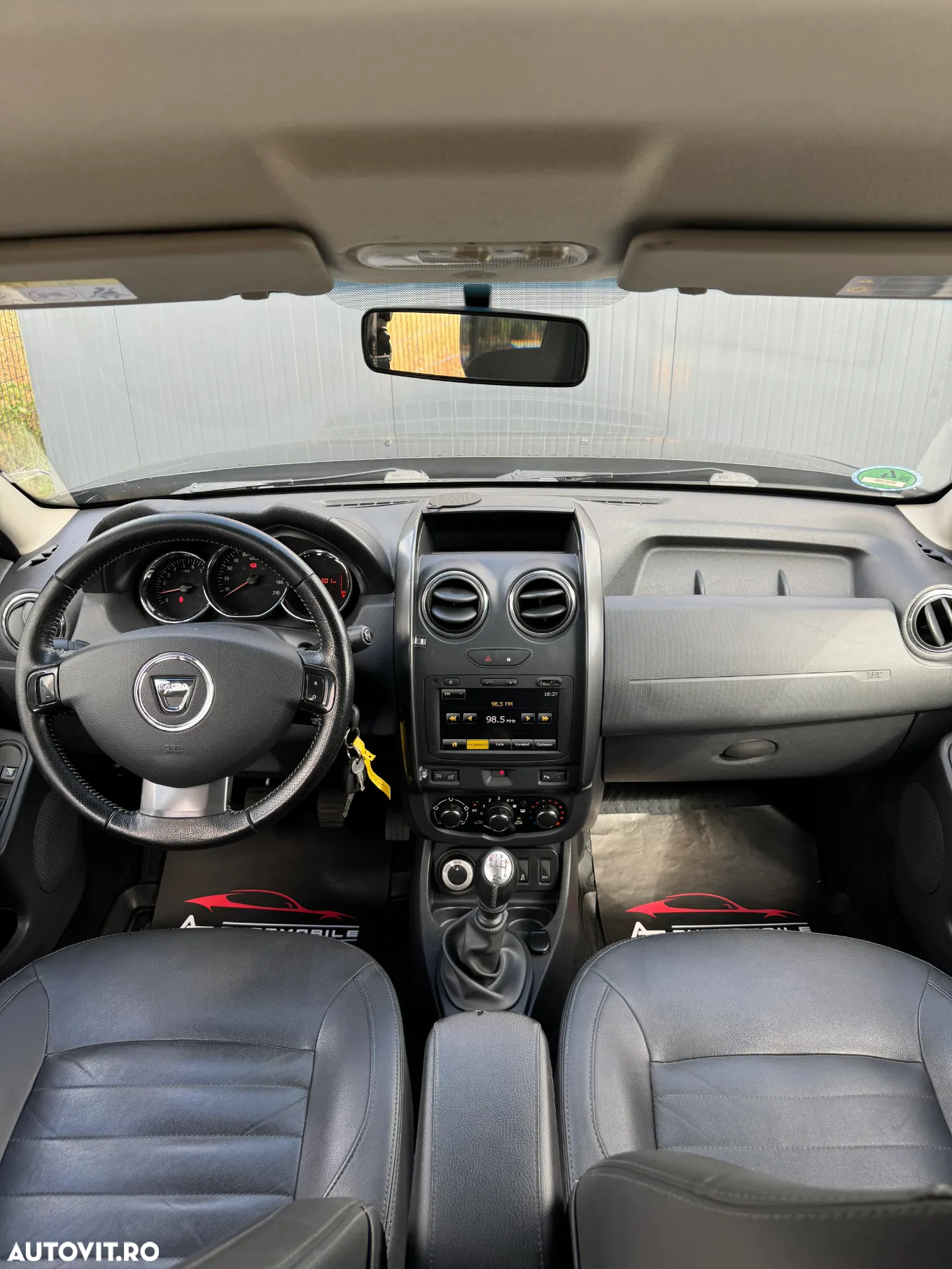 Dacia Duster 1.5 dCi 4x4 Prestige - 10