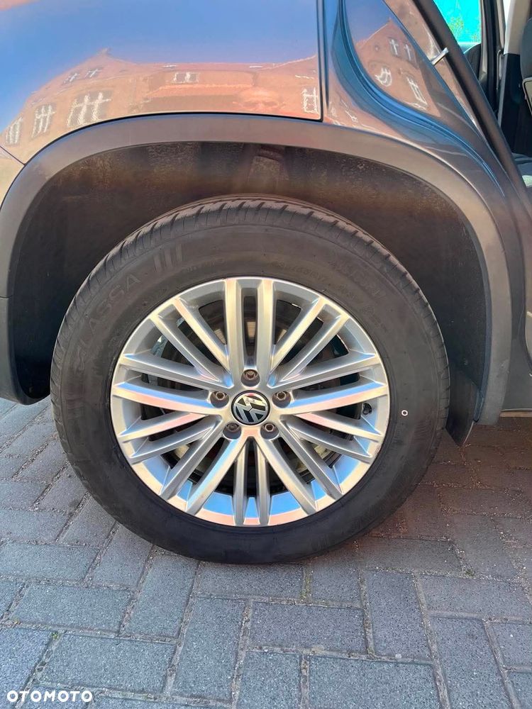 Volkswagen Tiguan - 38