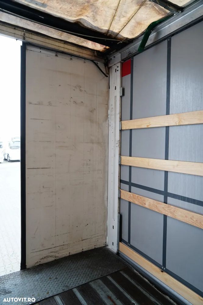 Kaessbohrer KASSBOHRER / CORTINĂ / ELEVATOR DE SARCINĂ DHOLLANDIA / PODEA REZISTENTĂ / STANDARD - 20