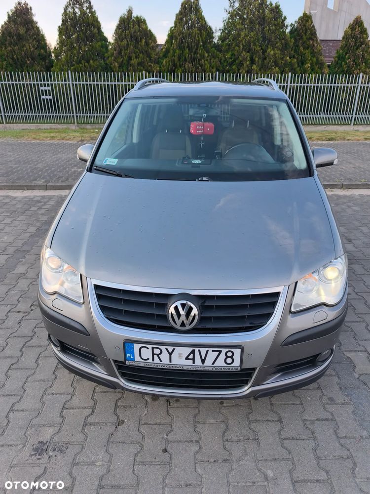 Volkswagen Touran 2.0 TDI DPF DSG Cross - 8
