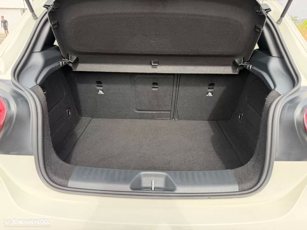Mercedes-Benz A 180 CDI (BlueEFFICIENCY) Urban - 15