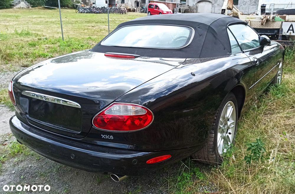 Jaguar XK8 4.0 - 4