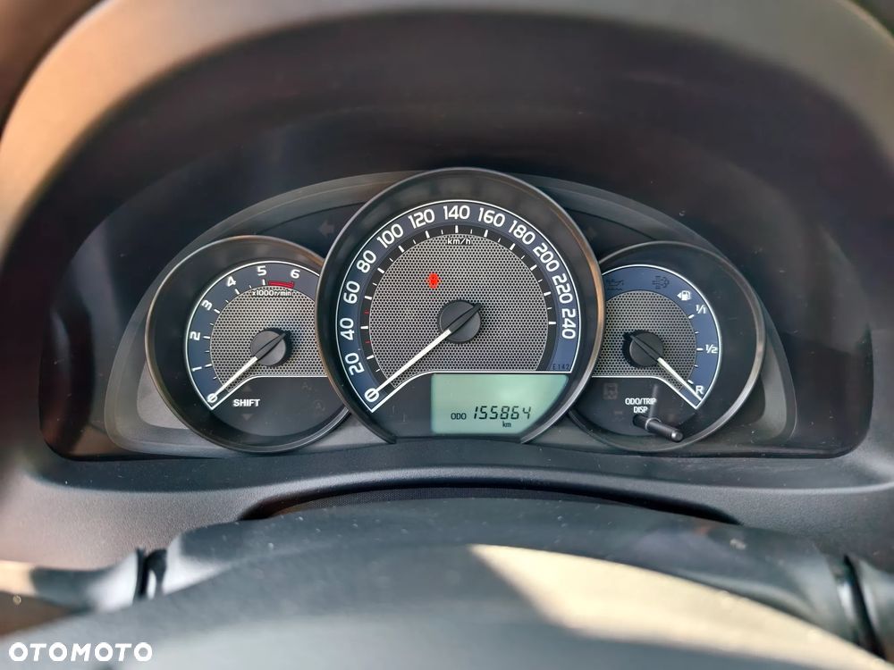 Toyota Auris 1.4 D-4D Premium - 7