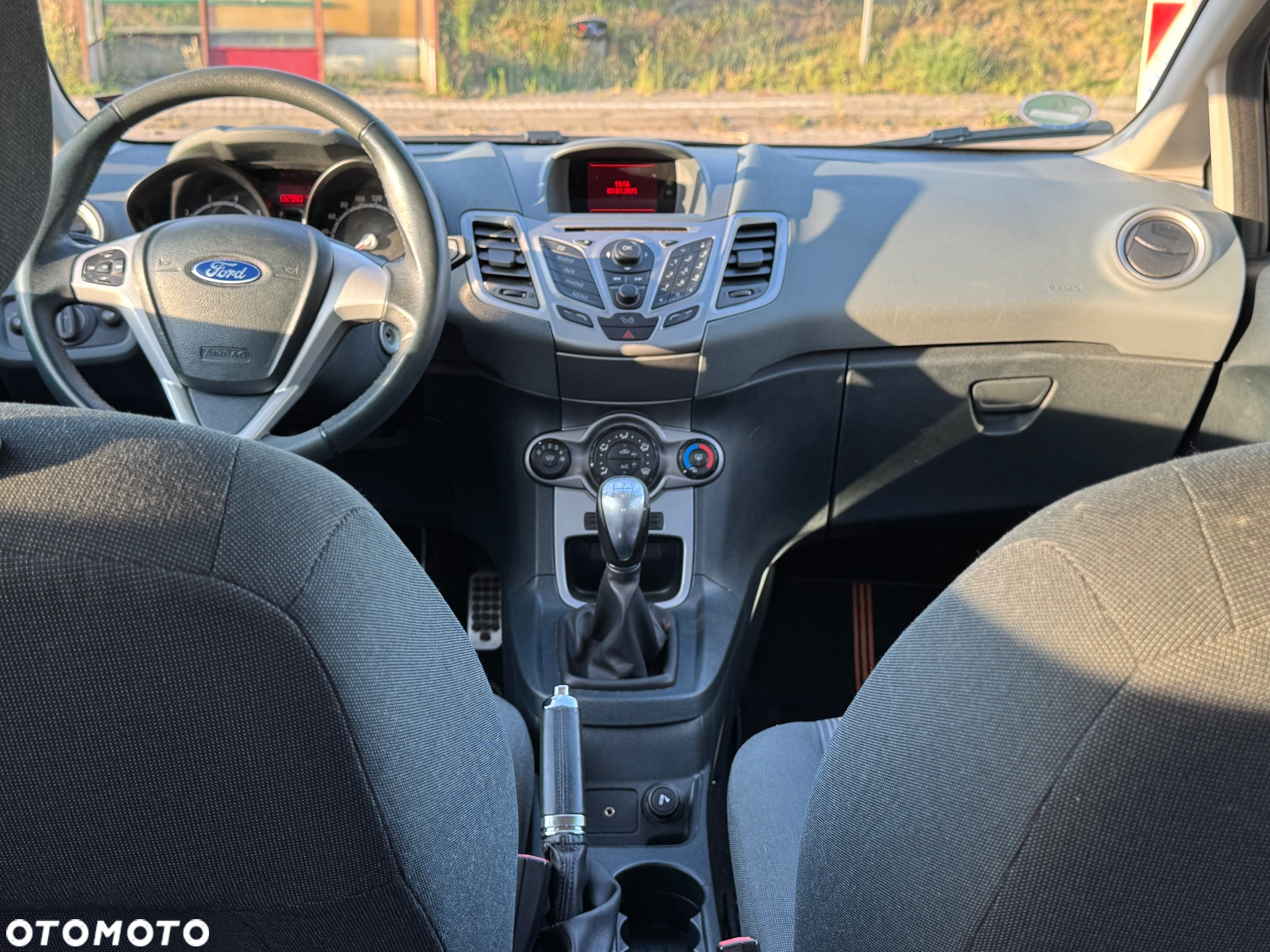 Ford Fiesta 1.25 Ghia - 12