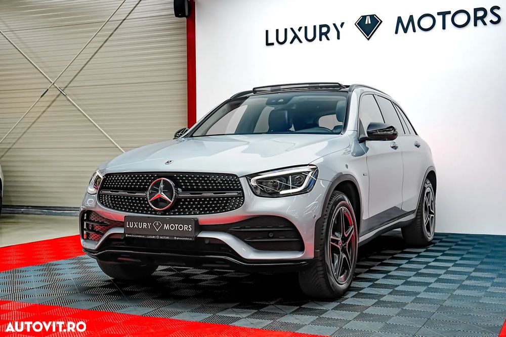 Mercedes-Benz GLC 300 de 4Matic 9G-TRONIC AMG Line Plus - 11