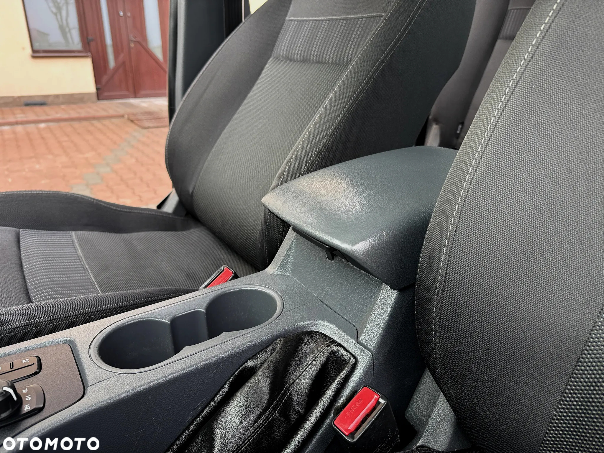 Ford Ranger 2.2 TDCi 4x4 DC XLT EU6 - 28
