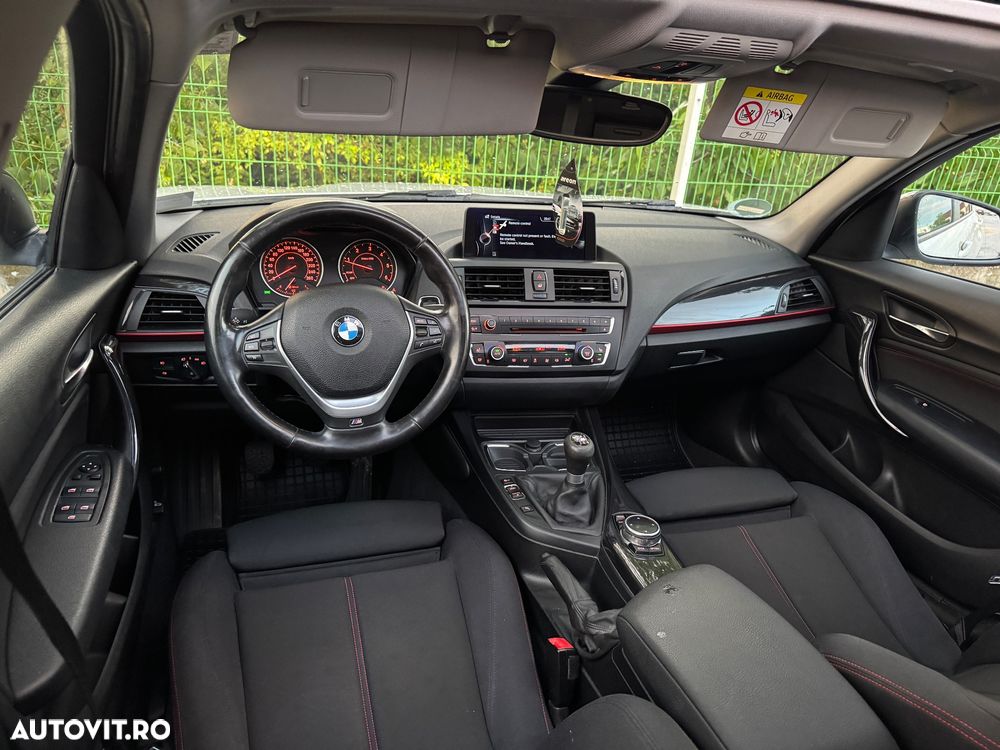 BMW Seria 1 120d Sport Line - 25