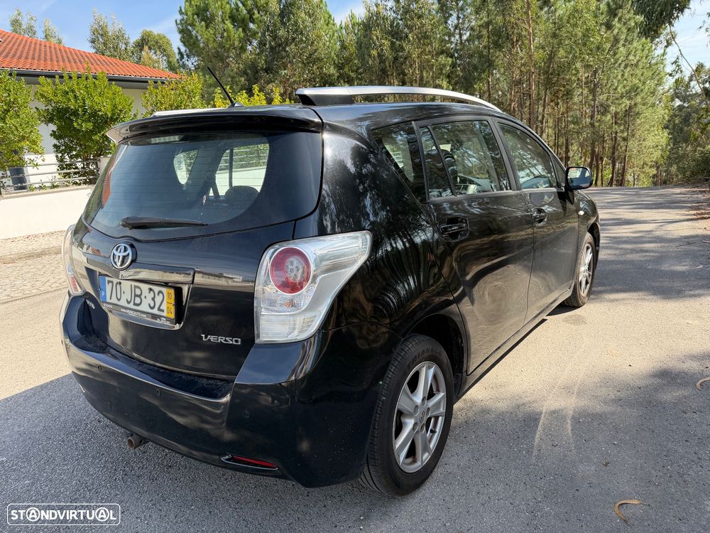 Toyota Verso 2.0 D-4D Exclusive - 3