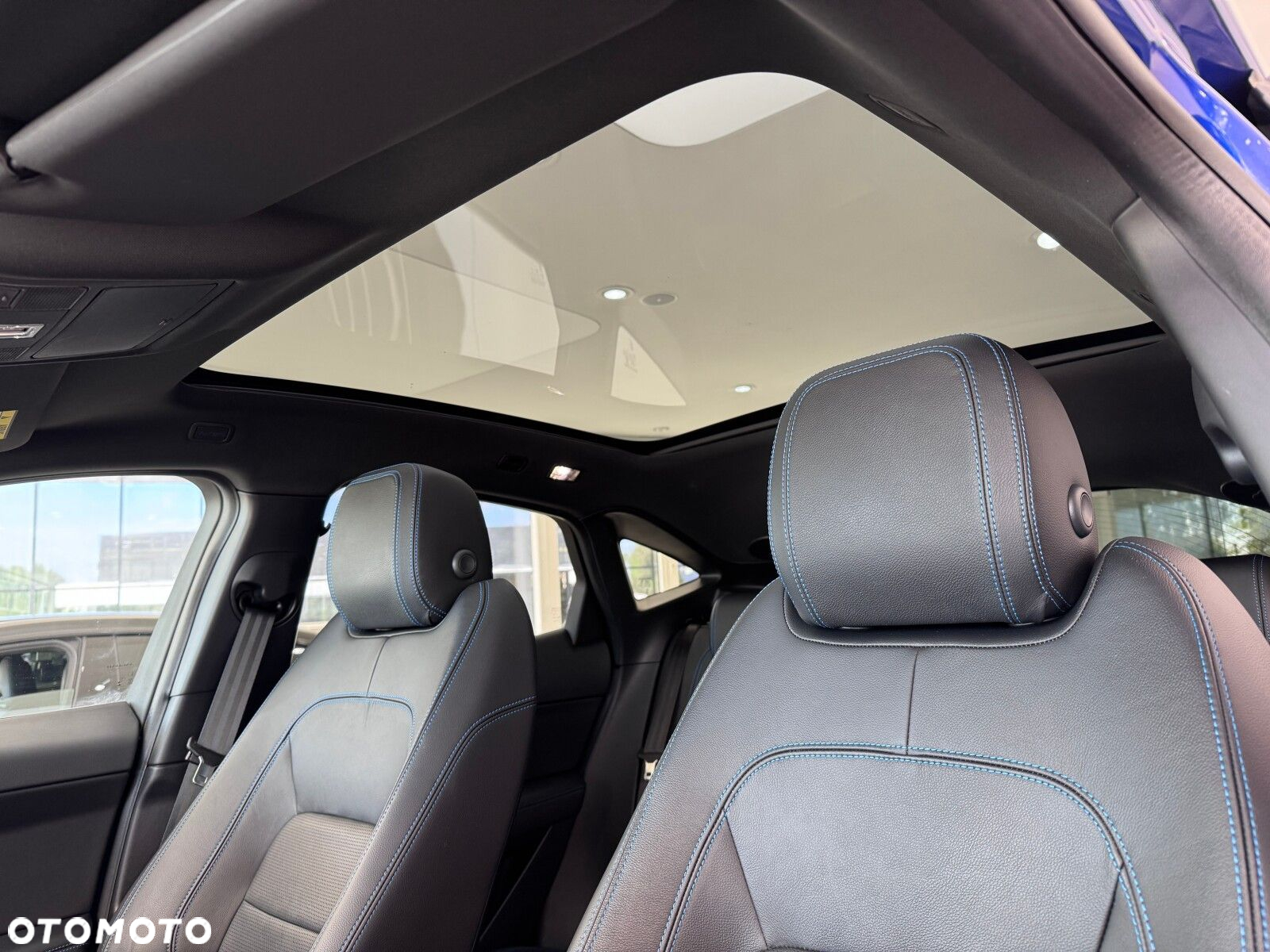 Jaguar E-Pace 2.0 i4D AWD R-Dynamic S - 11