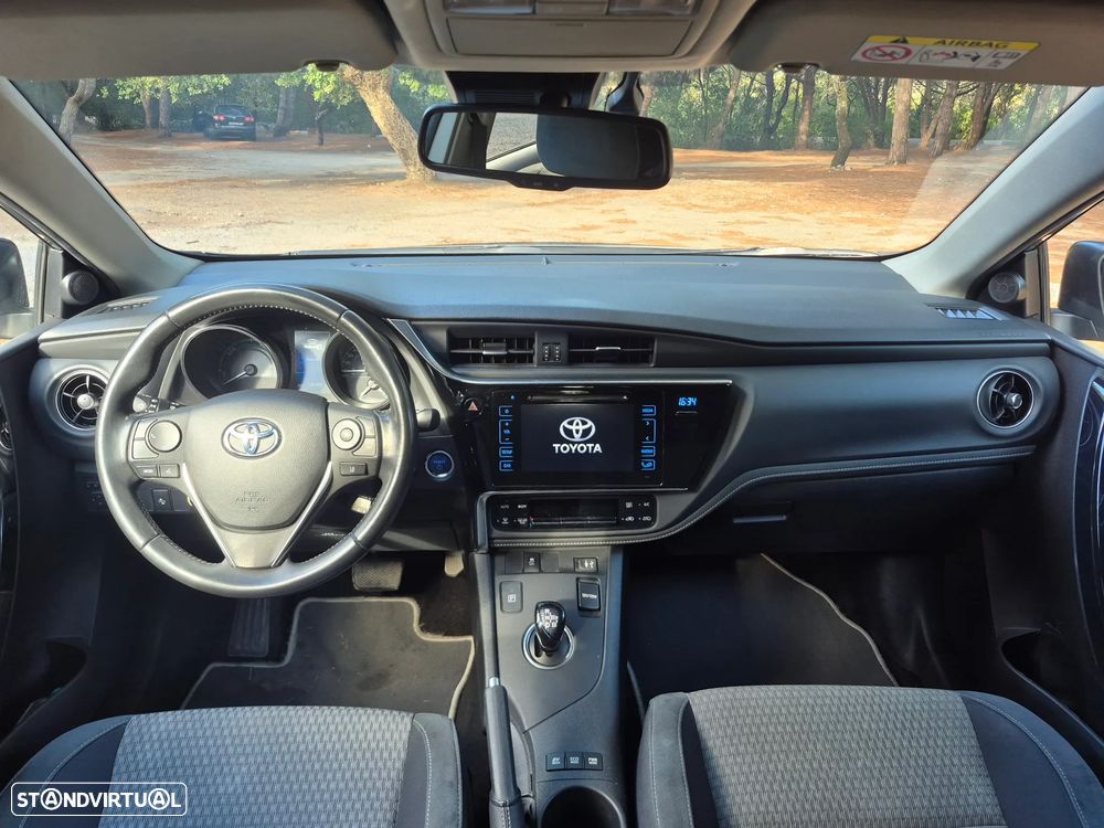 Toyota Auris 1.8 HSD Square Collection - 7