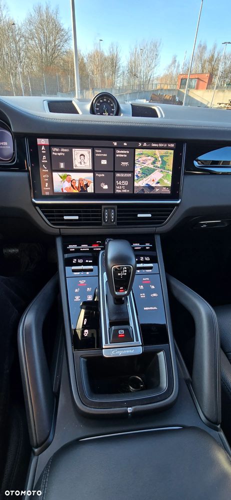 Porsche Cayenne Standard - 16