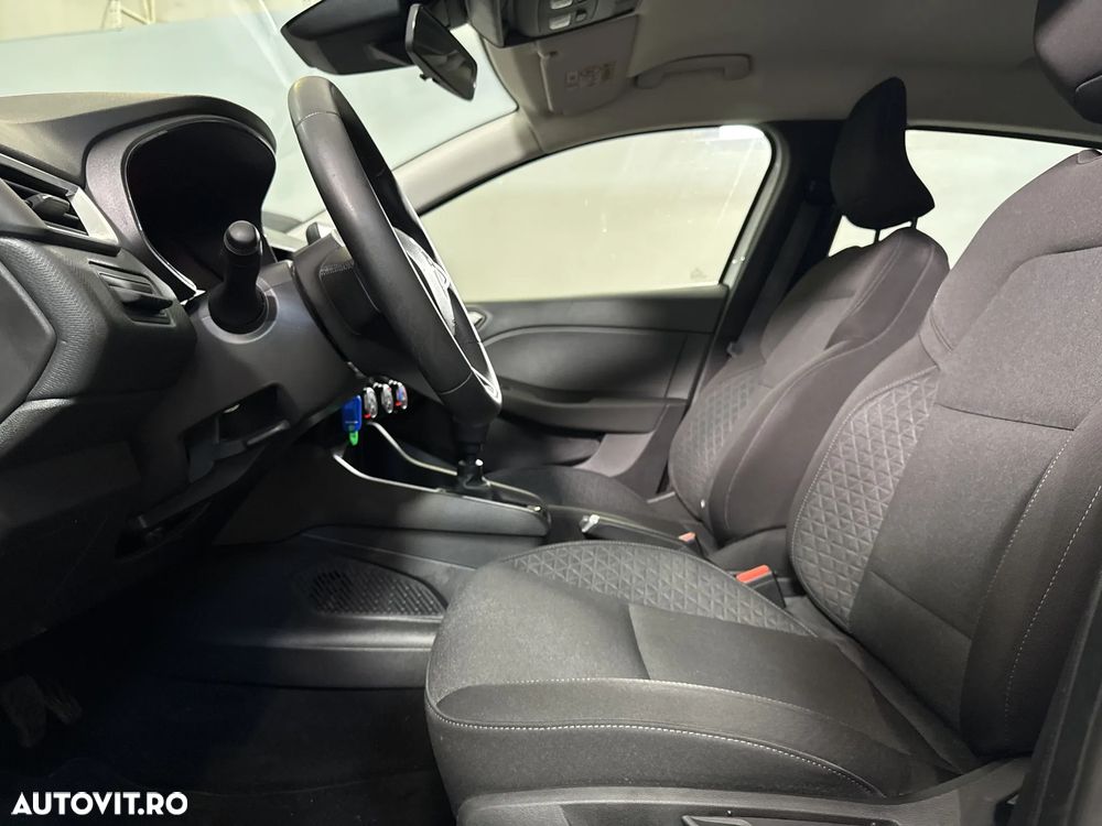 Renault Clio - 21