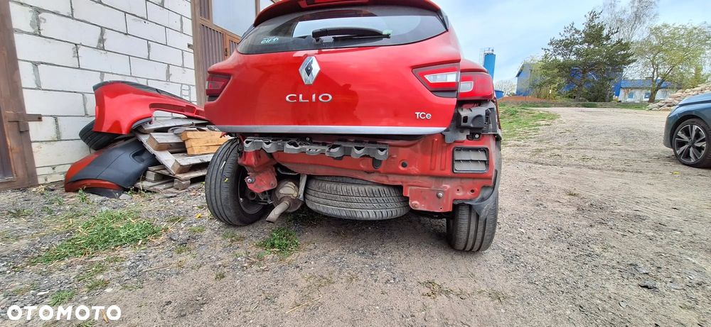 Renault Clio 0.9 TCe Limited - 16
