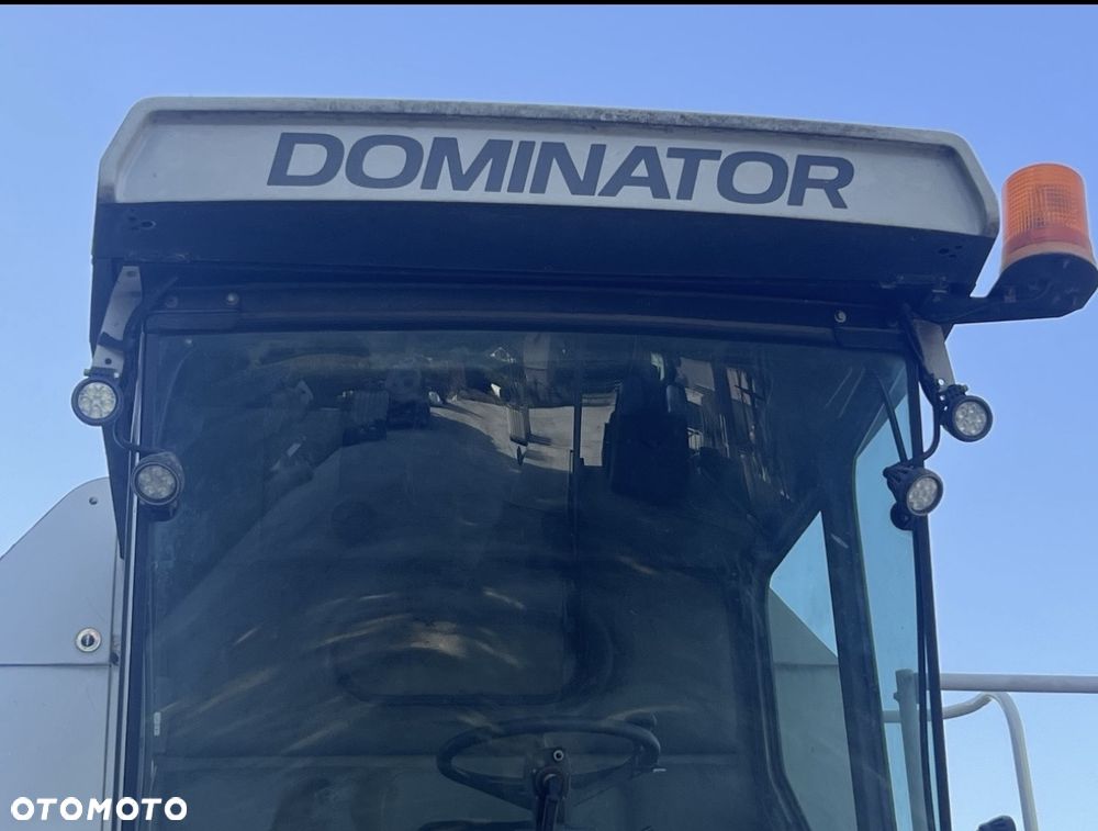 Claas Dominator 150 - 12