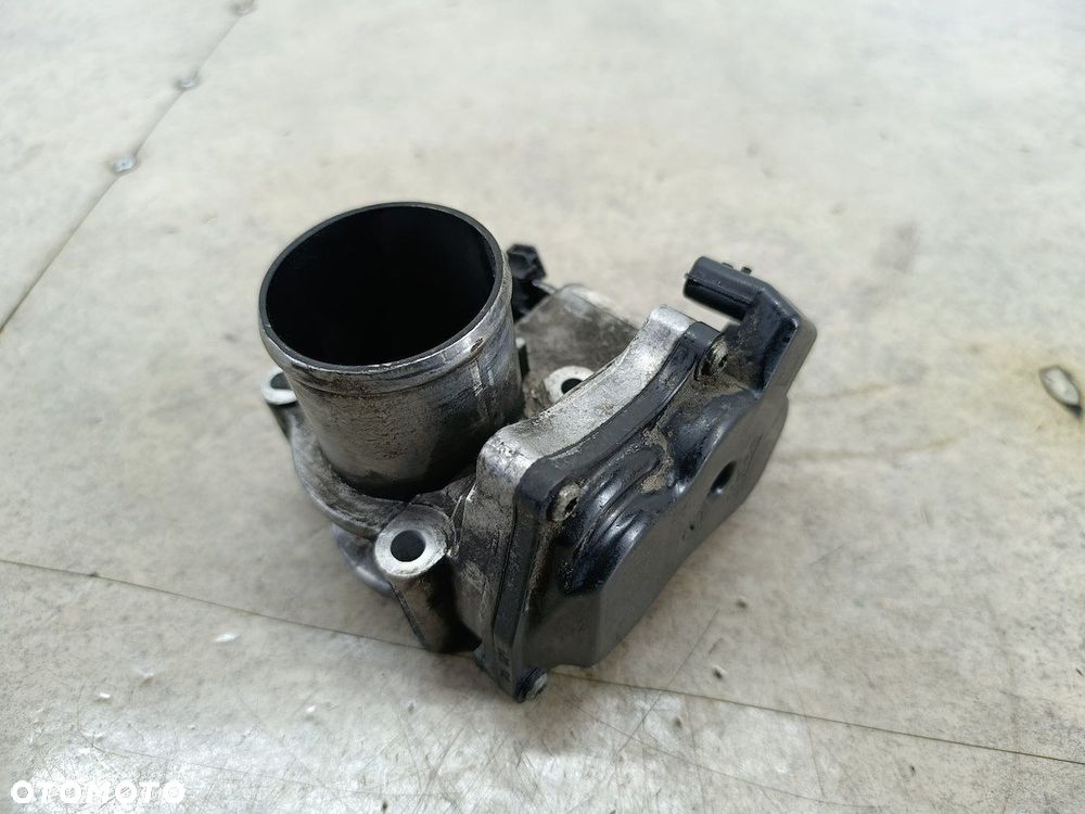 PRZEPUSTNICA RENAULT LAGUNA III H8200727648 8200987453 VALEO 2.0 DCI - 4