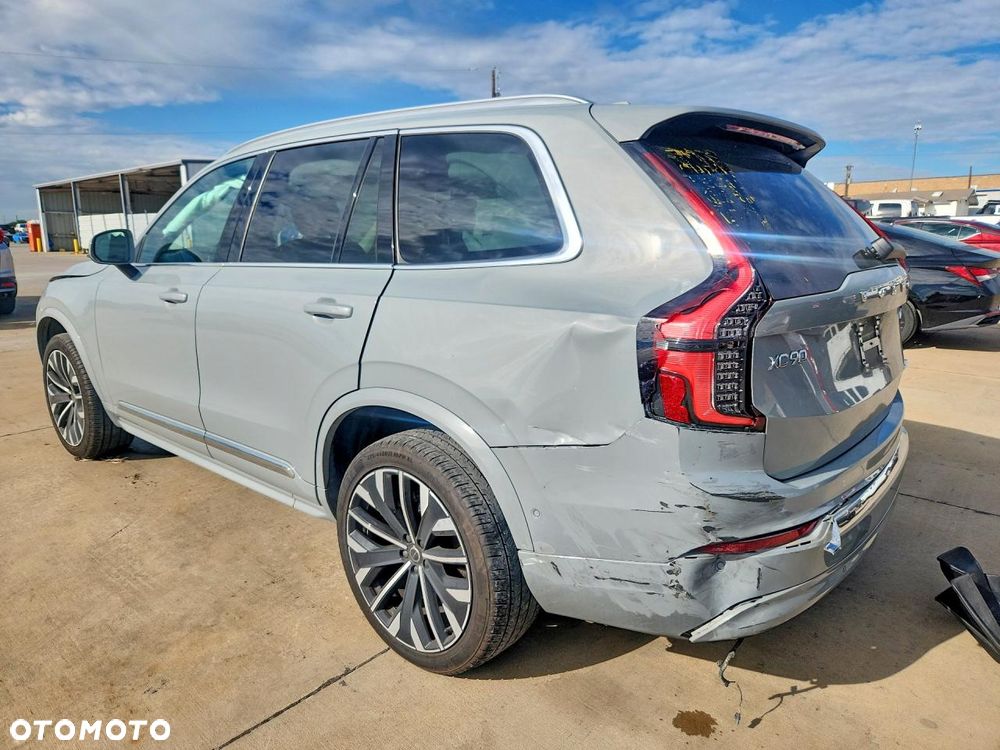 Volvo XC 90 - 5