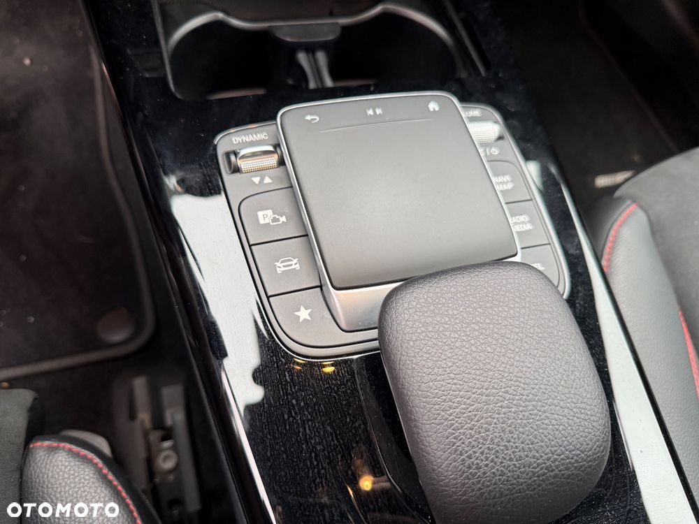 Mercedes-Benz Klasa A 200 d 8G-DCT AMG Line - 22