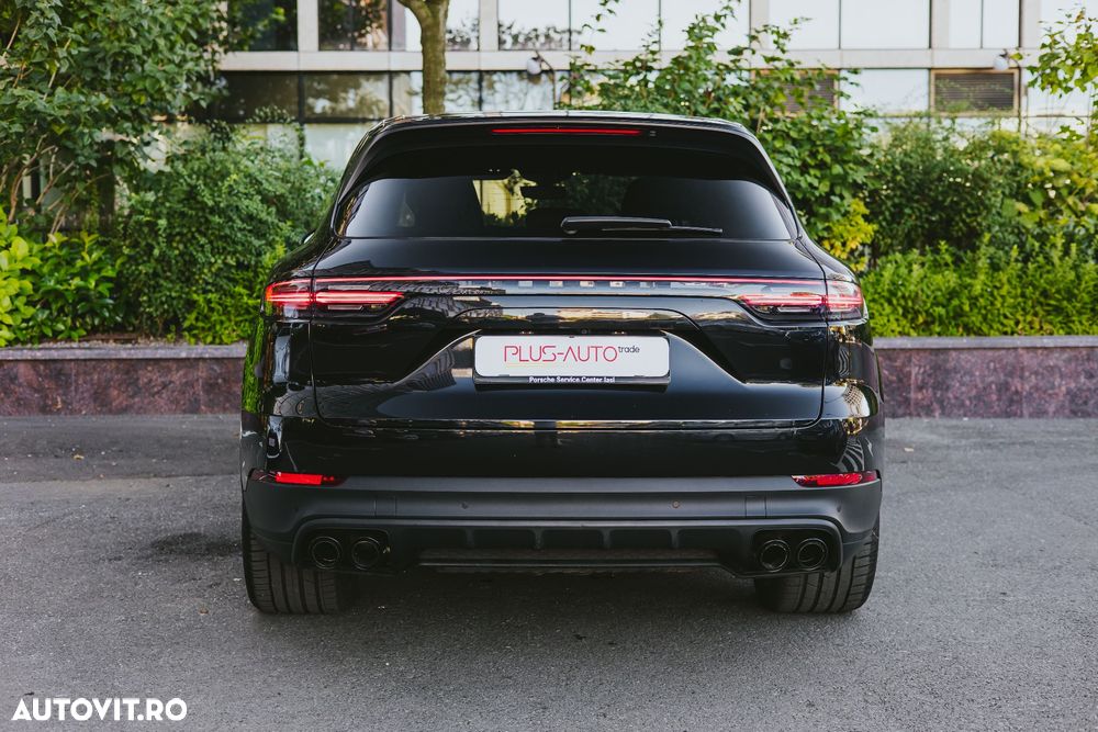 Porsche Cayenne - 13
