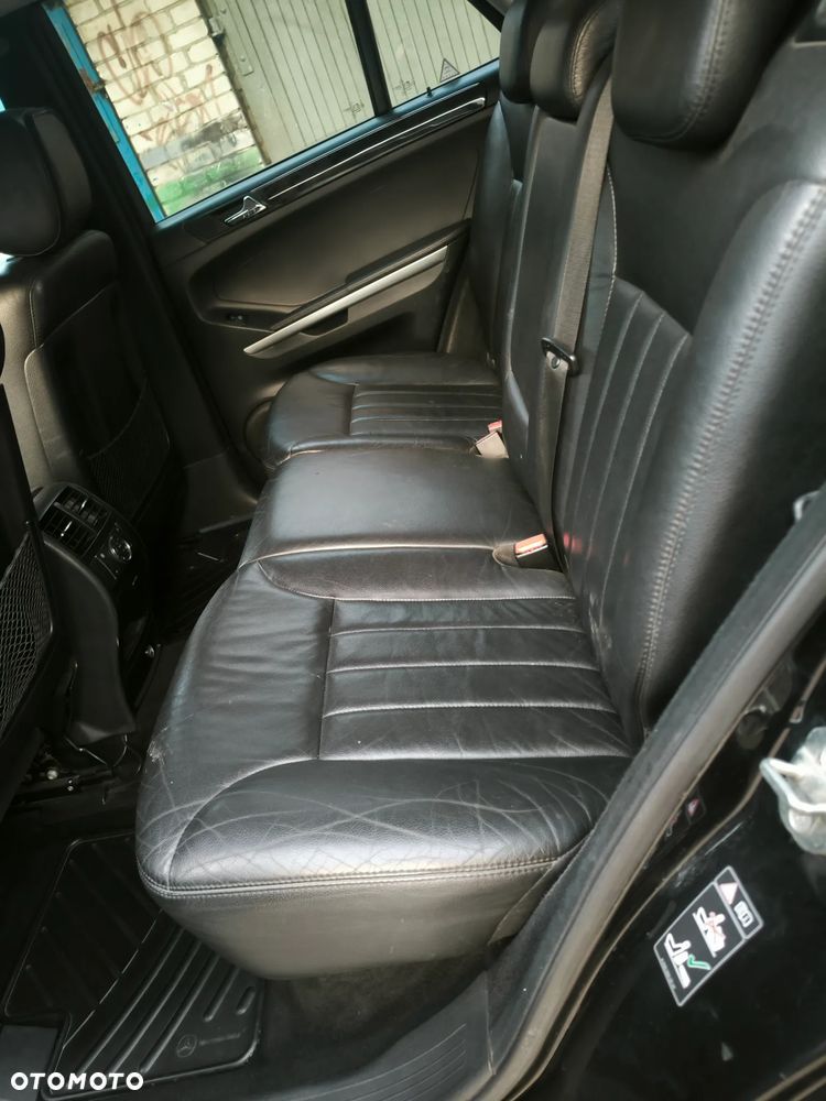 Mercedes-Benz ML - 29