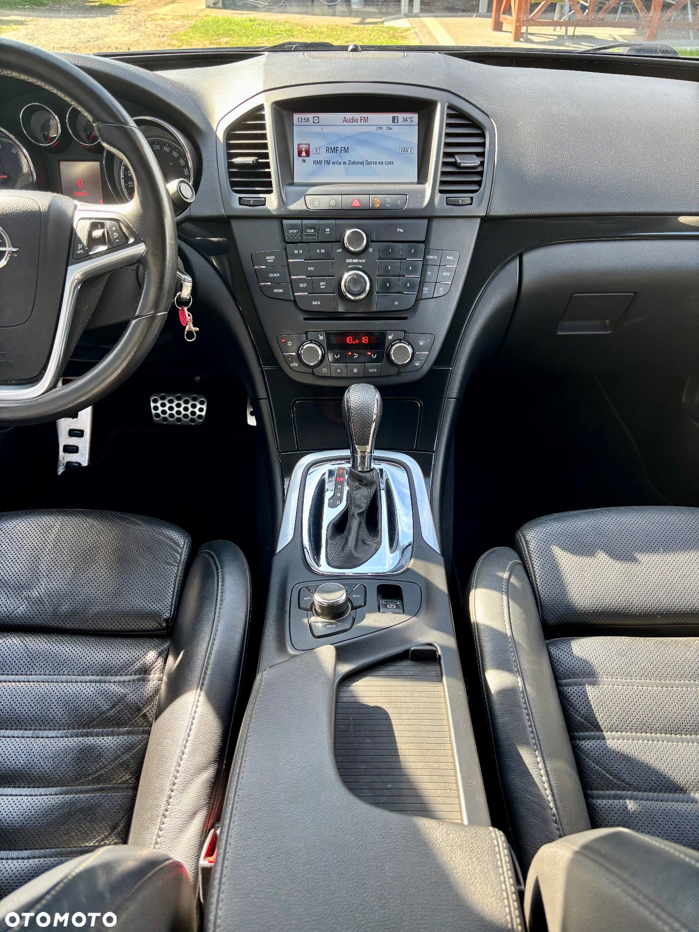 Opel Insignia - 16