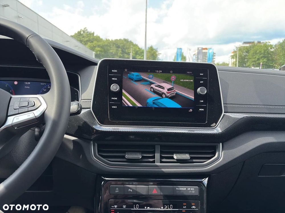 Volkswagen T-Cross 1.0 TSI R-Line Plus DSG - 22