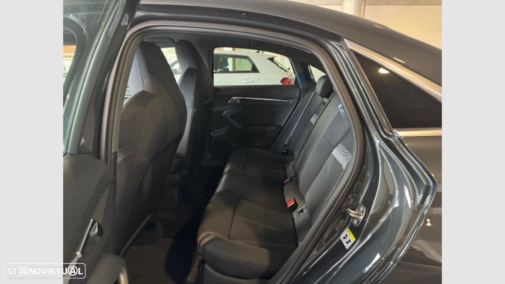 Audi A3 Limousine 30 TFSI Advanced S tronic - 9