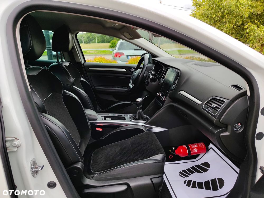Renault Megane ENERGY dCi 130 GT LINE - 15