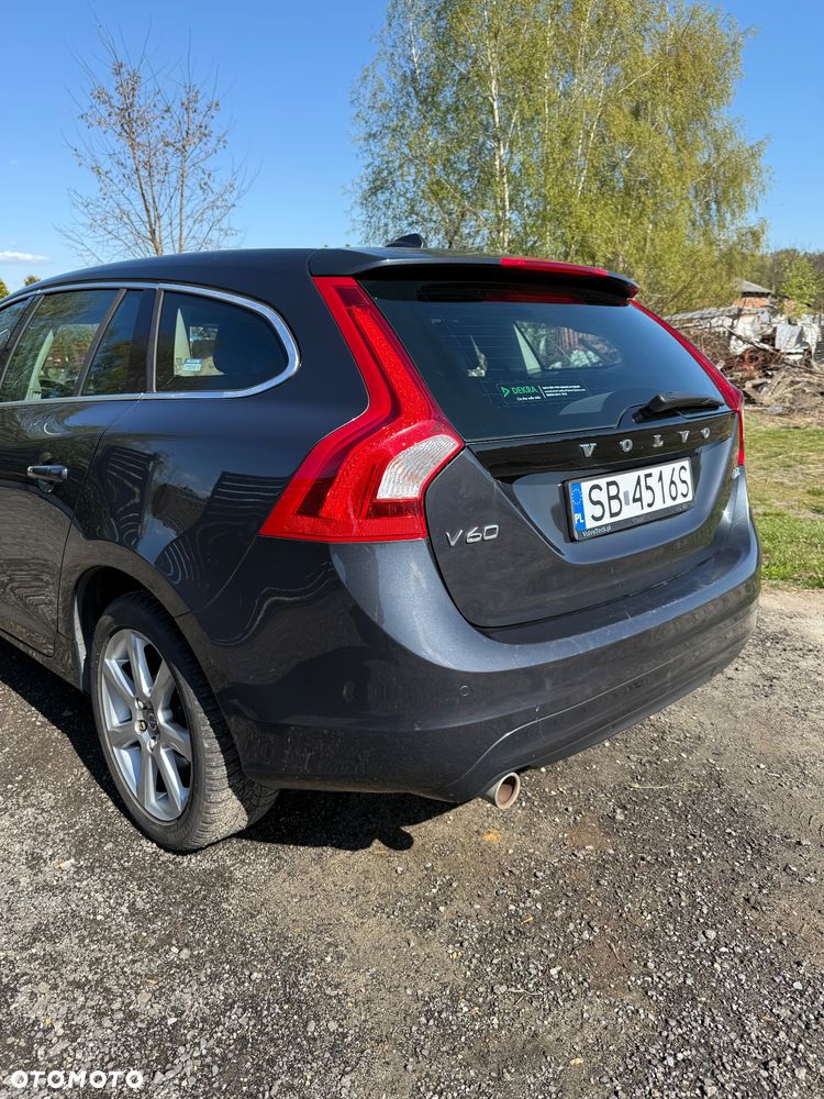Volvo V60 D3 Drive-E Dynamic Edition (Kinetic) - 10