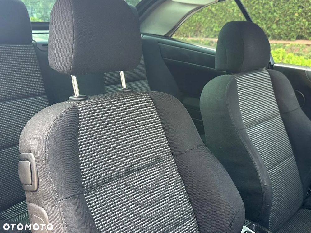 Peugeot 307 CC 135 - 11