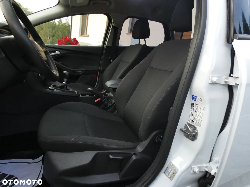 Ford Focus 1.5 TDCi Titanium ECOnetic ASS - 20