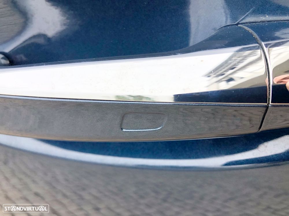 Mercedes-Benz A 250 e AMG Line - 15