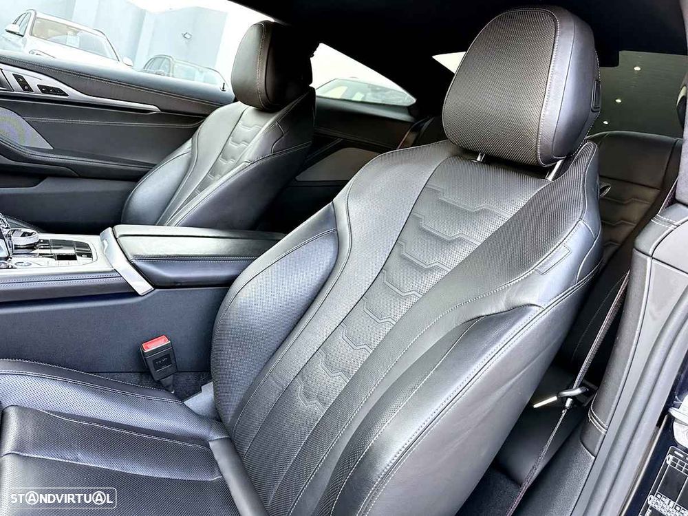 BMW M850i xDrive - 25