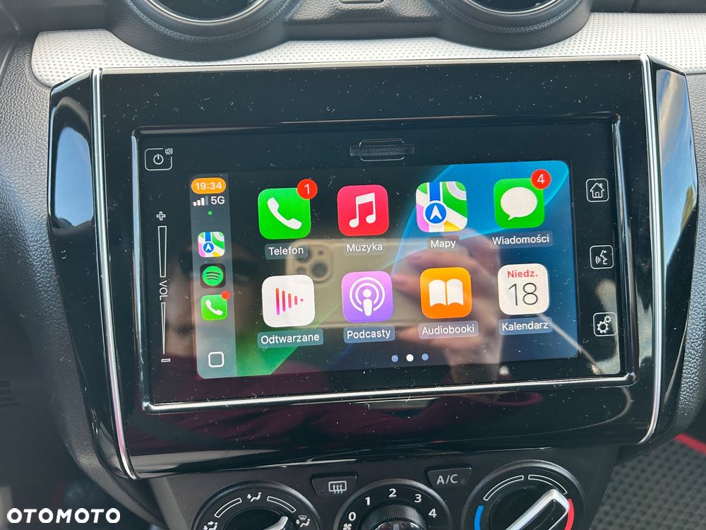 Suzuki Swift 1.2 Premium Plus - 11