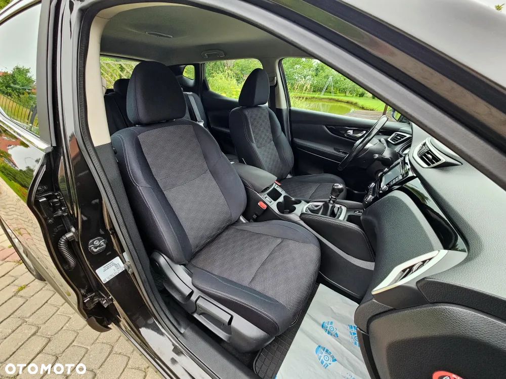 Nissan Qashqai 1.6 DCi ALL-MODE 4x4i ACENTA - 26