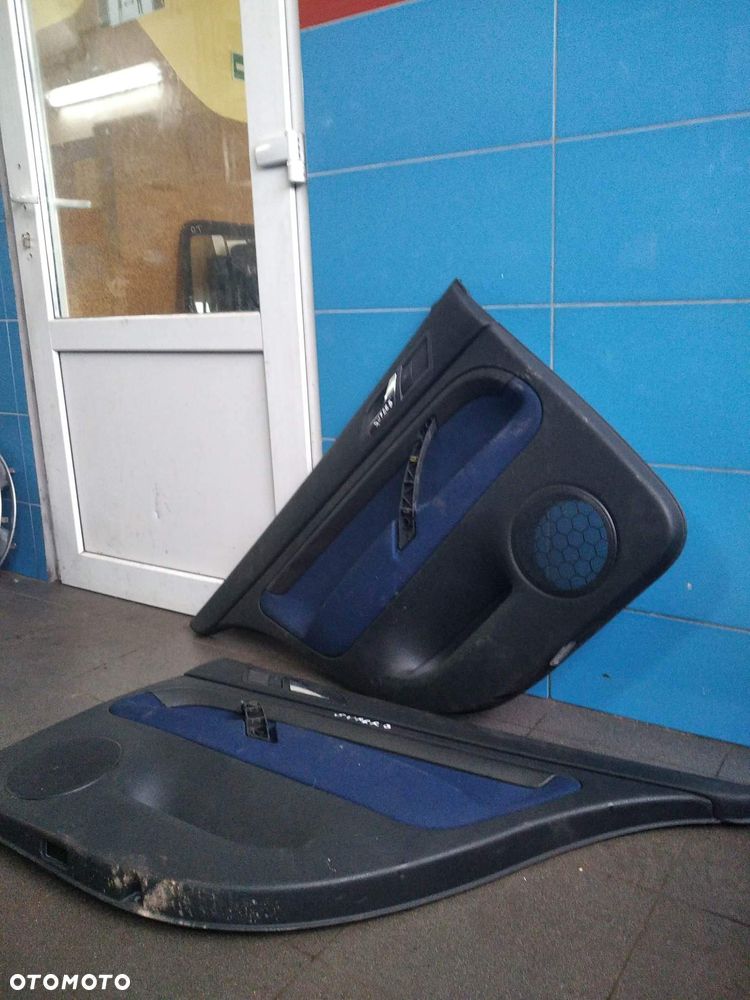 Boczek drzwi lewy prawy tył Skoda Superb - 2