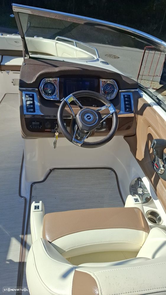 Chaparral 257SSX - 10