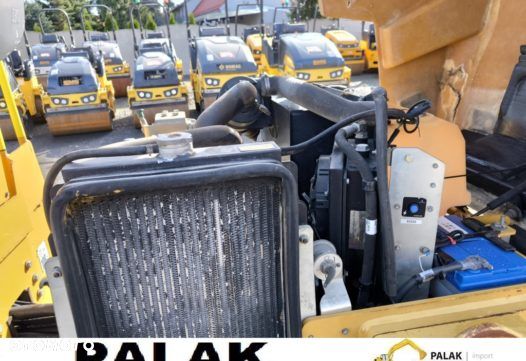Caterpillar Walec drogowy  CAT CB 24   ,  2012 rok - 10