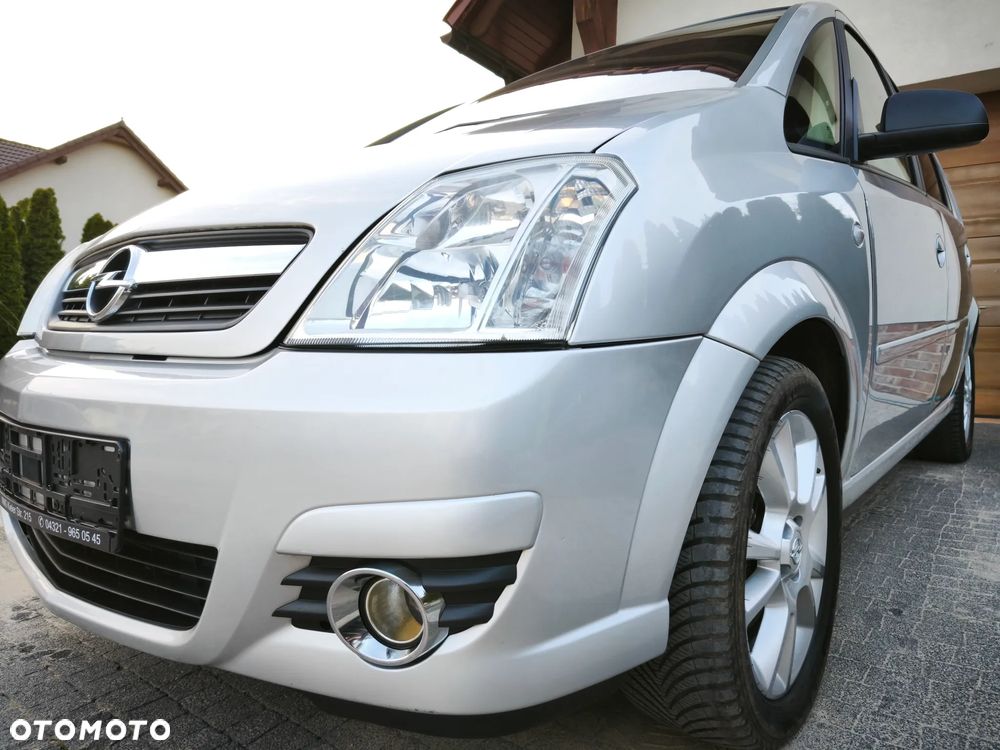 Opel Meriva 1.6 16V Cosmo - 2