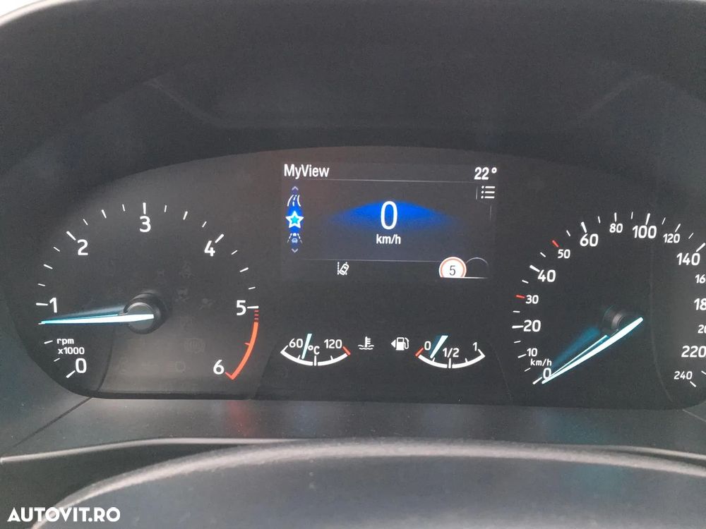 Ford Focus Turnier 1.5 EcoBlue Start-Stopp-System TITANIUM DESIGN - 27