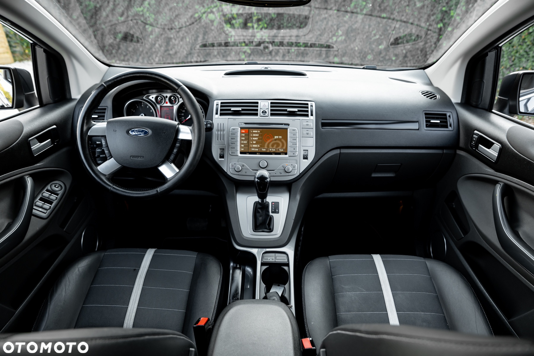 Ford Kuga 2.5 Titanium - 30