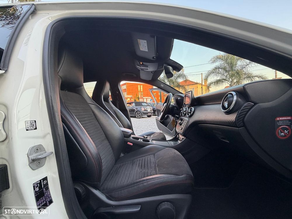 Mercedes-Benz A 180 CDI 7G-DCT AMG Line - 16