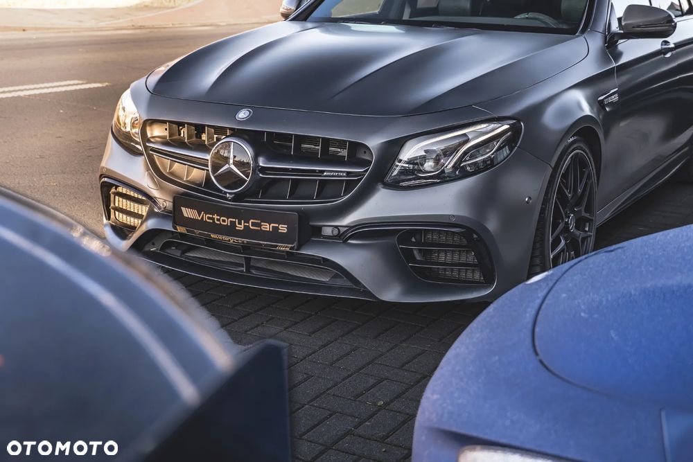 Mercedes-Benz Klasa E - 12