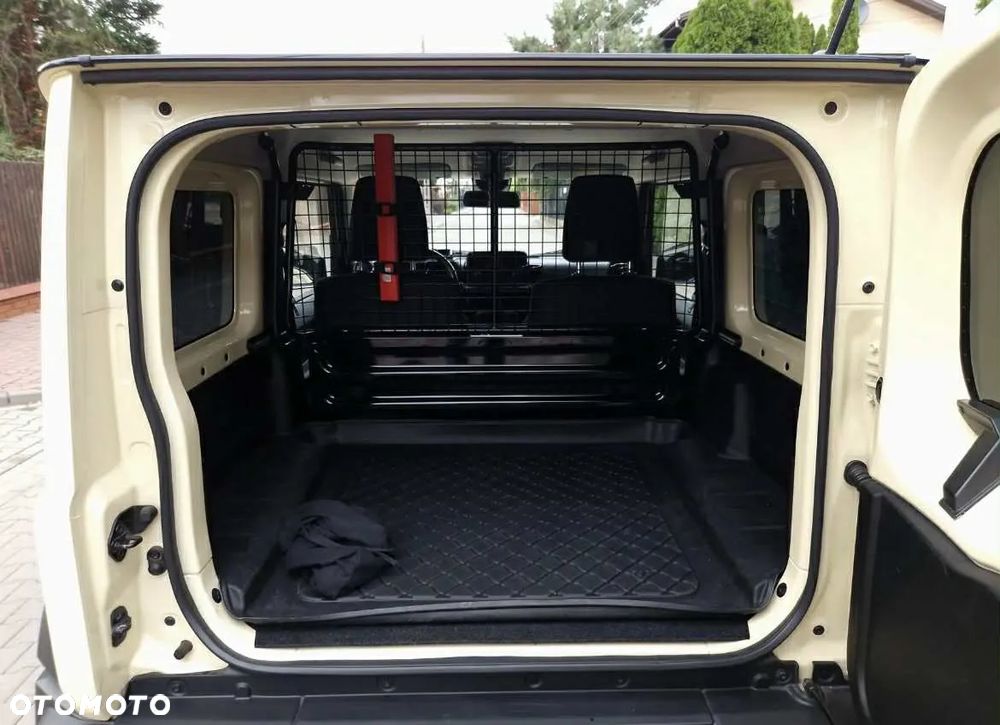 Suzuki Jimny 1.5 Pro - 10