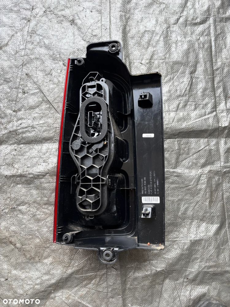 Peugeot Expert 3 III Citroen Jumpy lampa prawy tył 9808243080 - 2