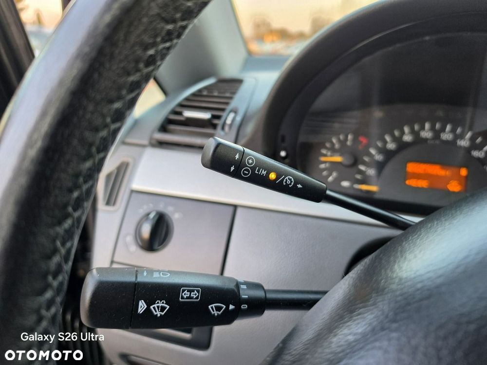Mercedes-Benz Viano - 35