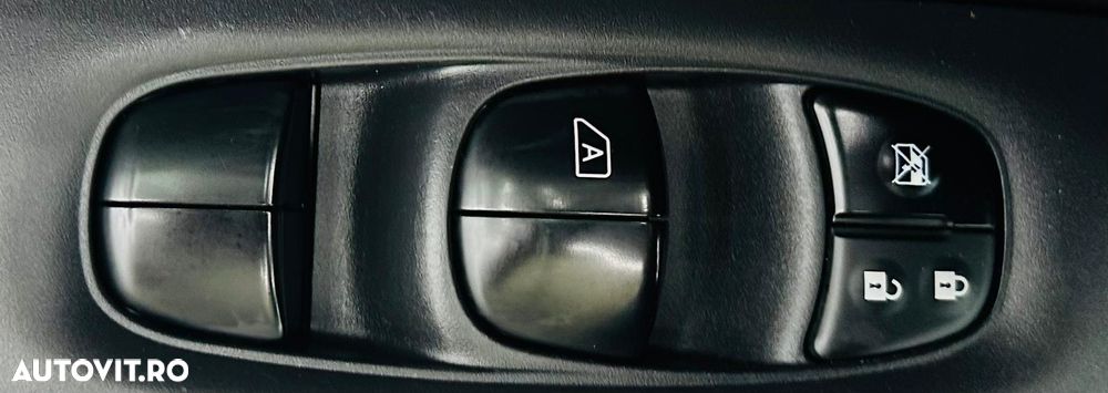 Nissan X-Trail 1.6 dCi N-Connecta - 13