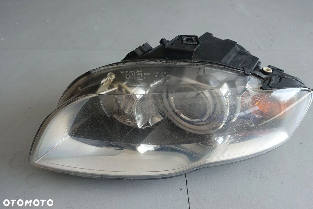 LAMPA LEWY PRAWY PRZÓD AUDI A4 B7 XENON - 4