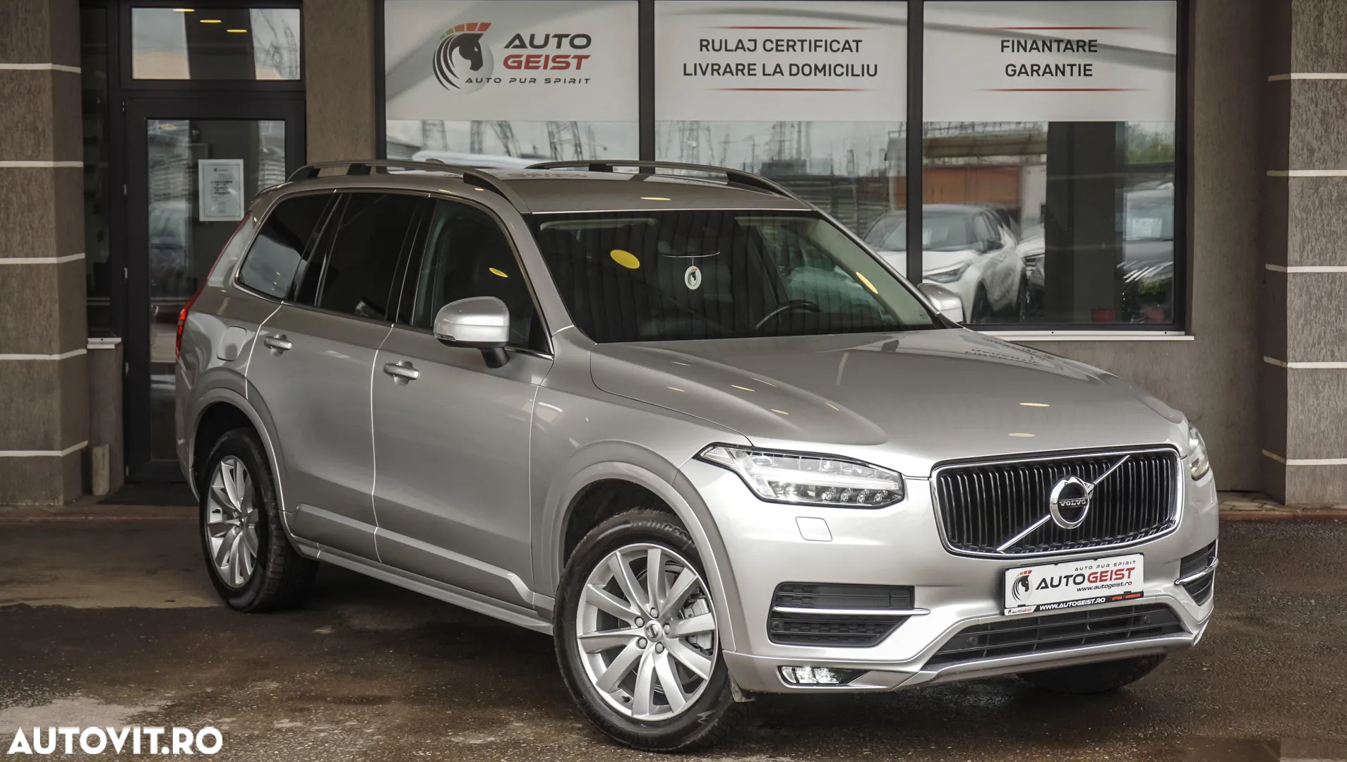 Volvo XC 90 D5 AWD Geartronic RDesign - 4