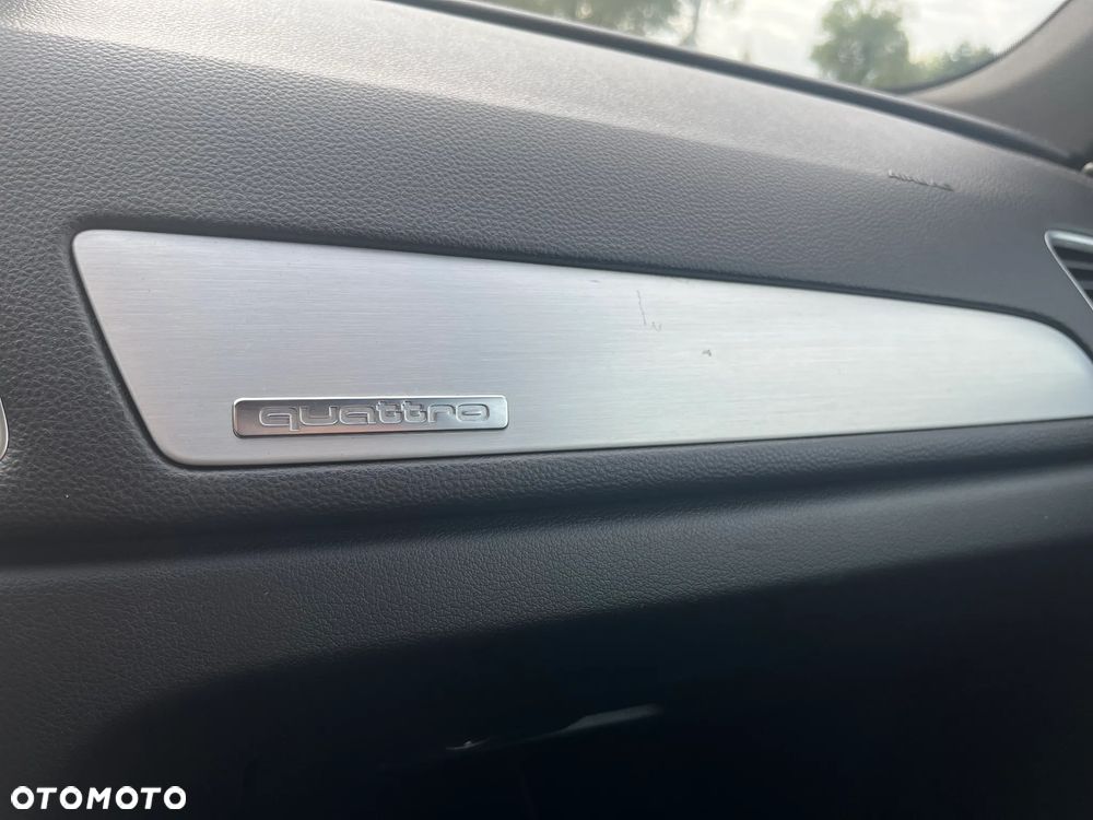 Audi Q3 2.0 TDI Quattro S tronic - 32