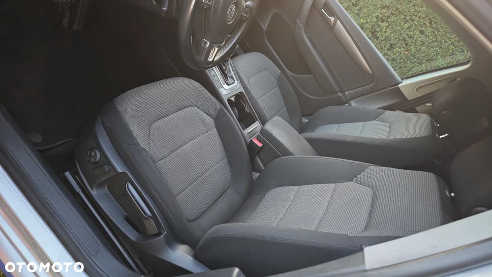 Volkswagen Passat 2.0 TDI 4Motion DSG BlueMotion Tech Comfortline - 16